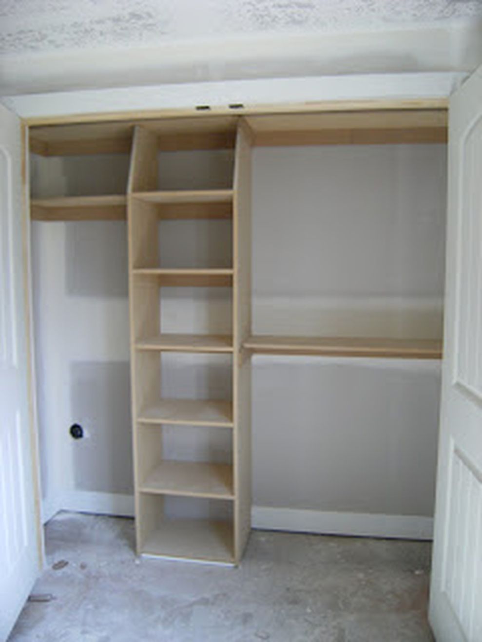 Diy Closet Shelves Plans