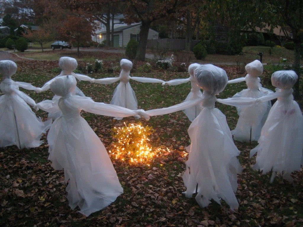 Diy Halloween Decorations For Outside